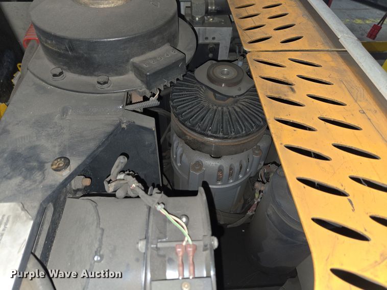 image for item EM6028 2015 Crown S3505-30 order picker