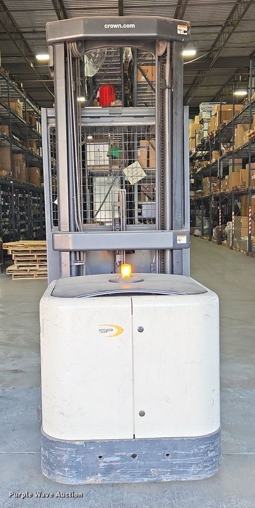 image for item EM6029 2015 Crown SP3505-30 order picker