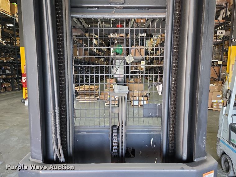 image for item EM6029 2015 Crown SP3505-30 order picker