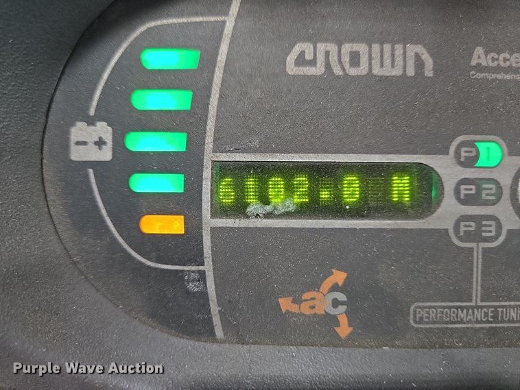 image for item EM6029 2015 Crown SP3505-30 order picker