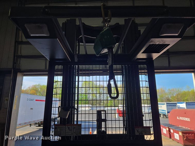 image for item EM6029 2015 Crown SP3505-30 order picker