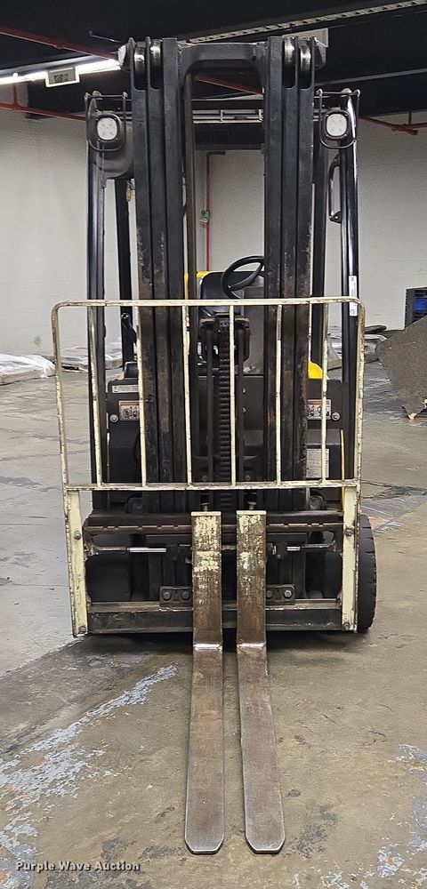 image for item EM6031 2016 Yale ERP040VTN36TE082 forklift