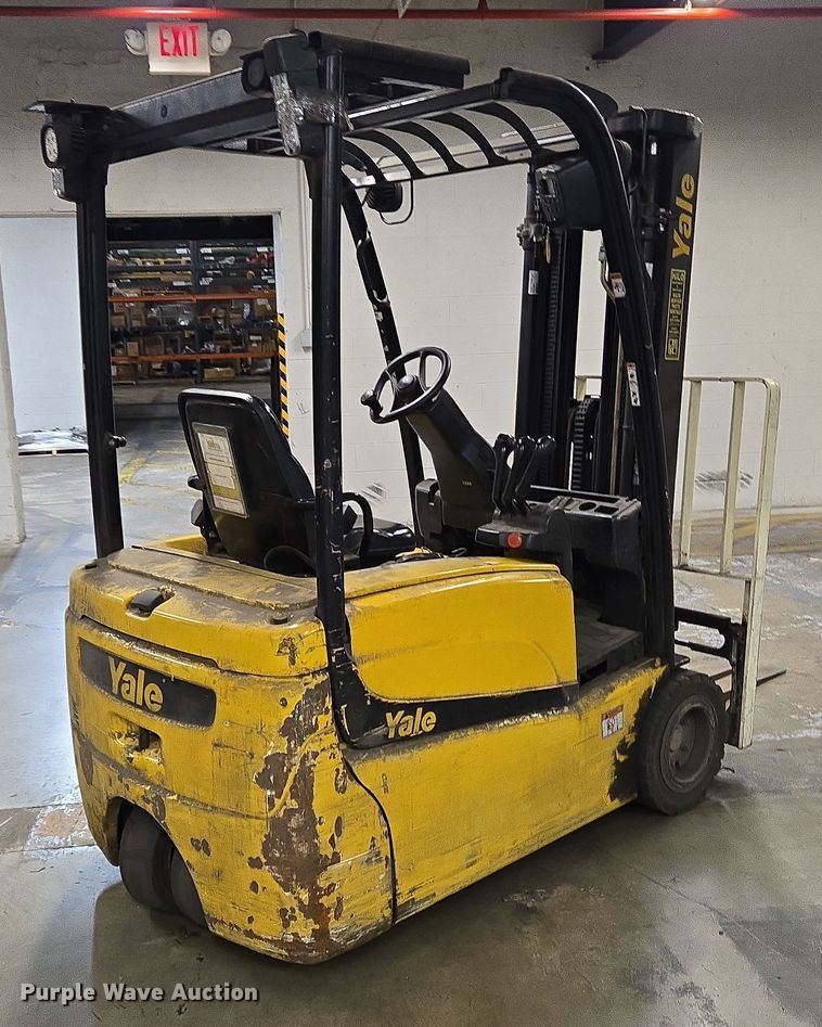 image for item EM6031 2016 Yale ERP040VTN36TE082 forklift