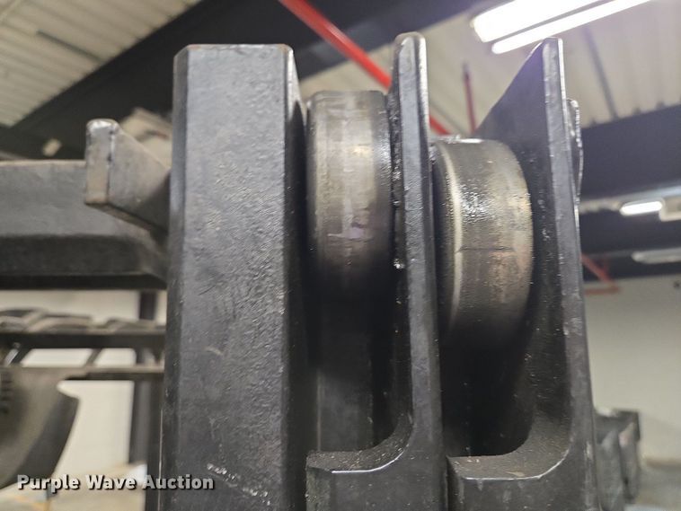 image for item EM6031 2016 Yale ERP040VTN36TE082 forklift