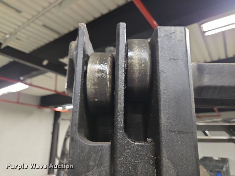 image for item EM6031 2016 Yale ERP040VTN36TE082 forklift