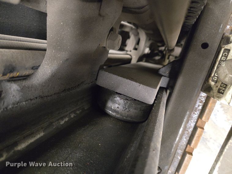 image for item EM6031 2016 Yale ERP040VTN36TE082 forklift