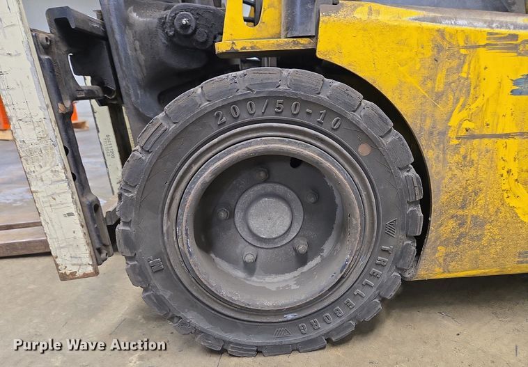 image for item EM6031 2016 Yale ERP040VTN36TE082 forklift