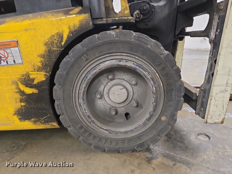 image for item EM6031 2016 Yale ERP040VTN36TE082 forklift