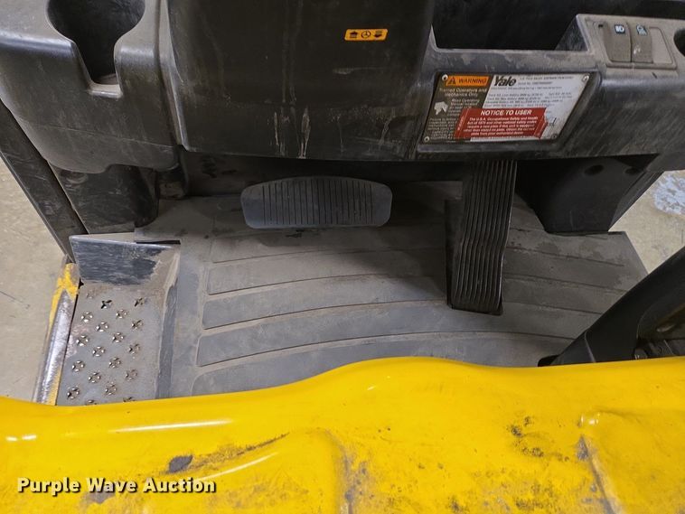 image for item EM6031 2016 Yale ERP040VTN36TE082 forklift