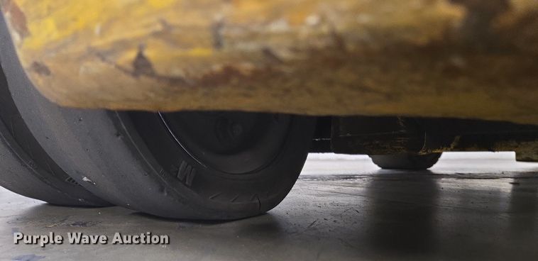 image for item EM6031 2016 Yale ERP040VTN36TE082 forklift