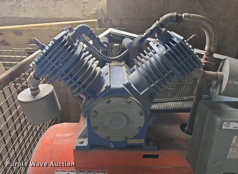 image for item EM7065 Devair air compressor