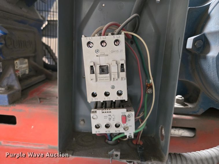 image for item EM7065 Devair air compressor