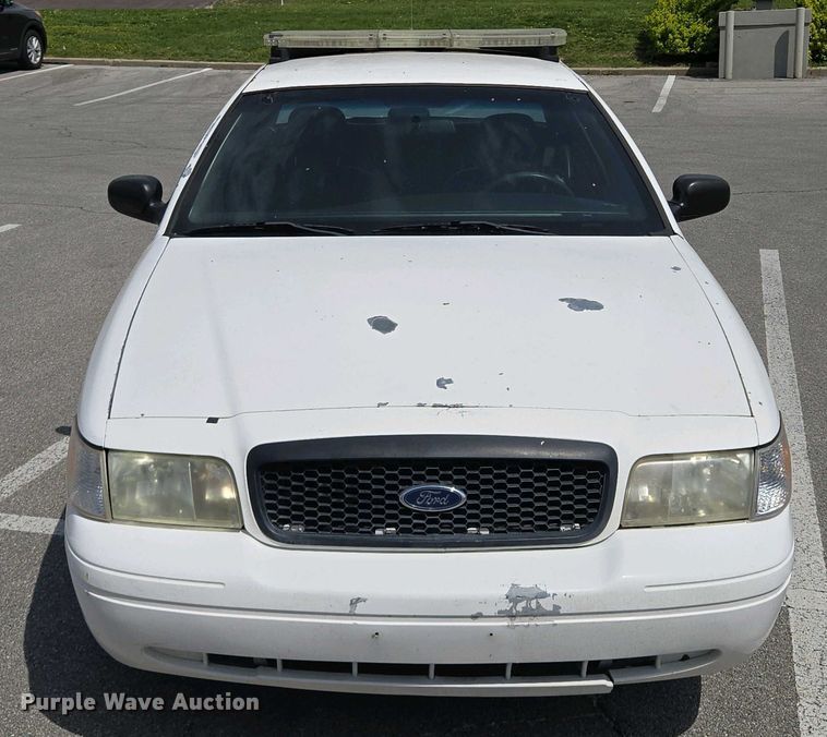 image for item EM7067 2008 Ford Crown Victoria Police Interceptor 