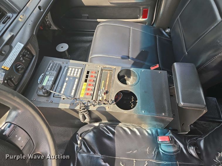 image for item EM7067 2008 Ford Crown Victoria Police Interceptor 