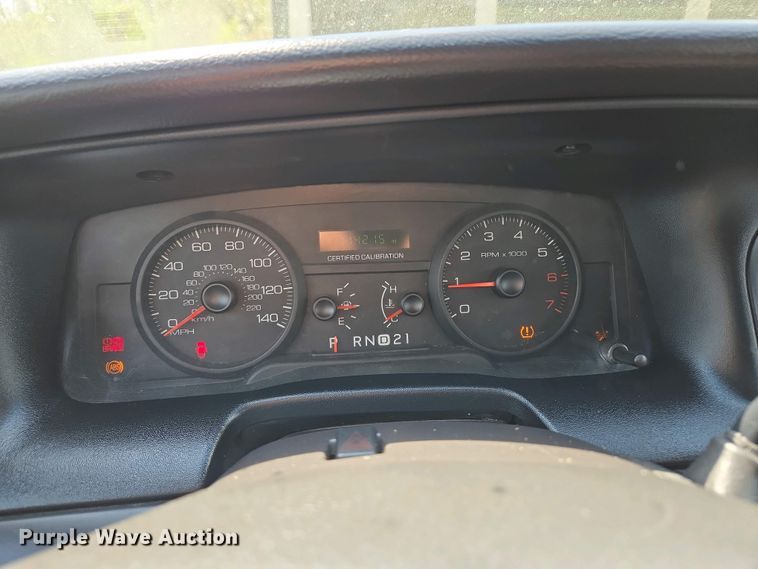 image for item EM7067 2008 Ford Crown Victoria Police Interceptor 