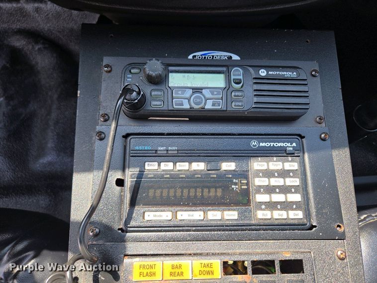 image for item EM7067 2008 Ford Crown Victoria Police Interceptor 