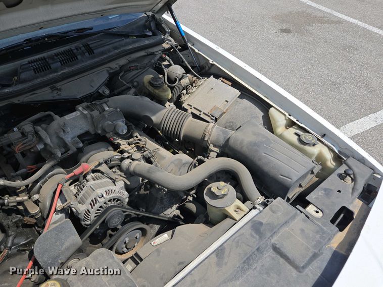 image for item EM7067 2008 Ford Crown Victoria Police Interceptor 