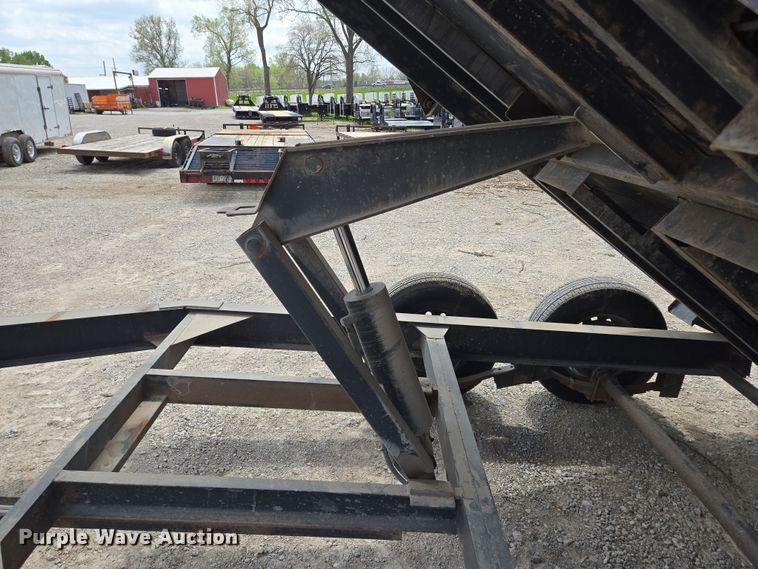 image for item EM7069 2019 Load Trail  dump trailer