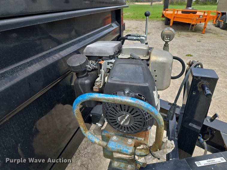 image for item EM7069 2019 Load Trail  dump trailer