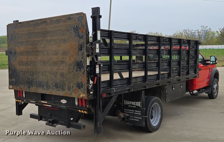 image for item EM7086 2019 Ford  F550 Super Duty XL flatbed truck