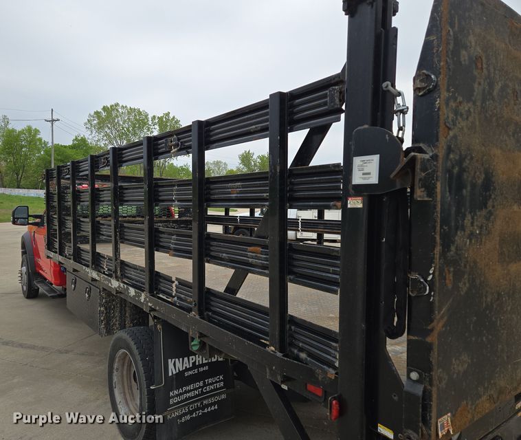 image for item EM7086 2019 Ford  F550 Super Duty XL flatbed truck