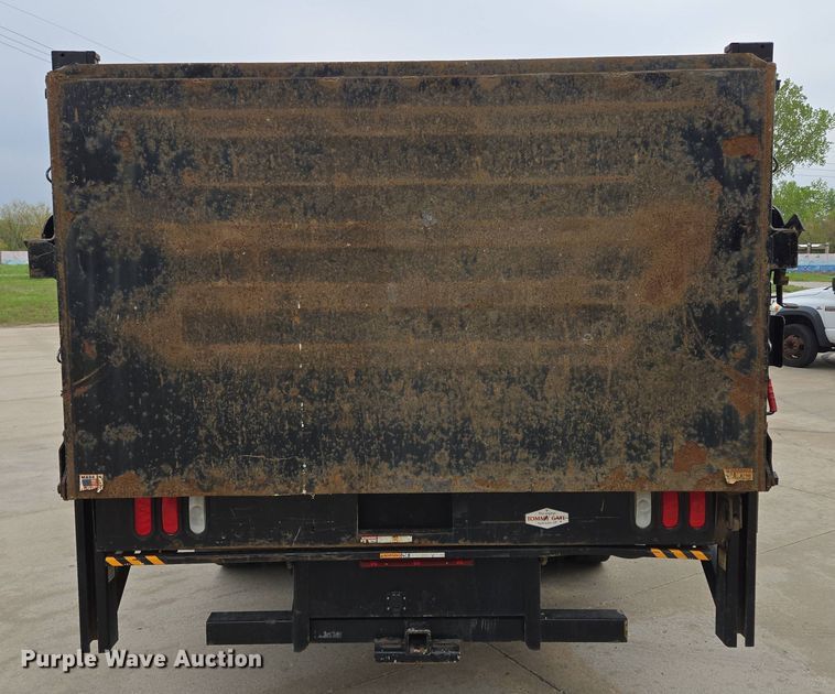 image for item EM7086 2019 Ford  F550 Super Duty XL flatbed truck