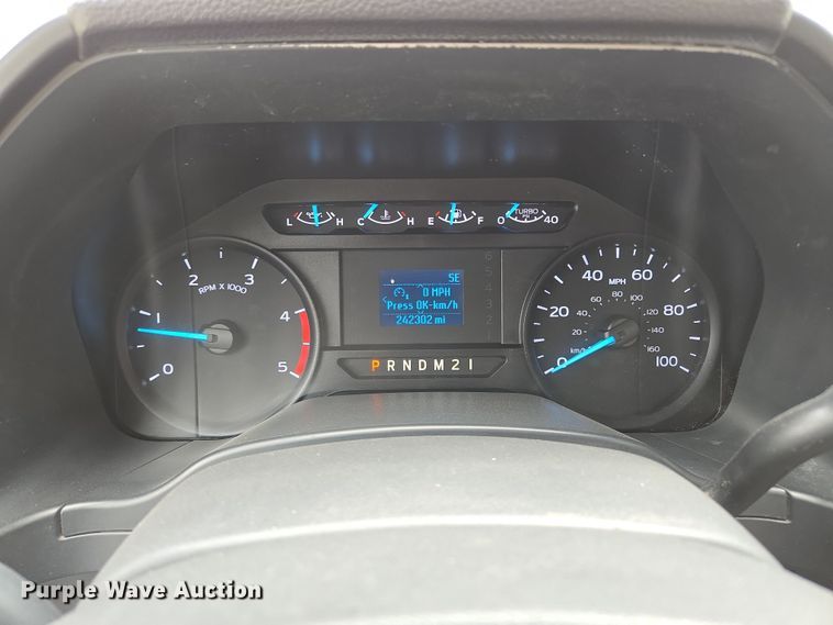 image for item EM7086 2019 Ford  F550 Super Duty XL flatbed truck