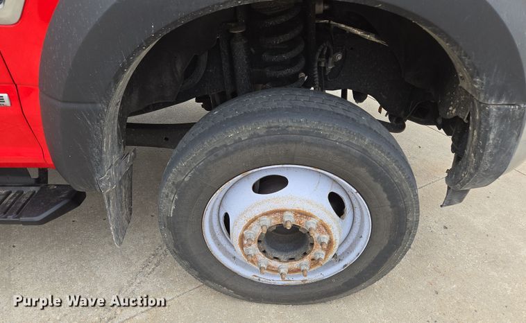 image for item EM7086 2019 Ford  F550 Super Duty XL flatbed truck