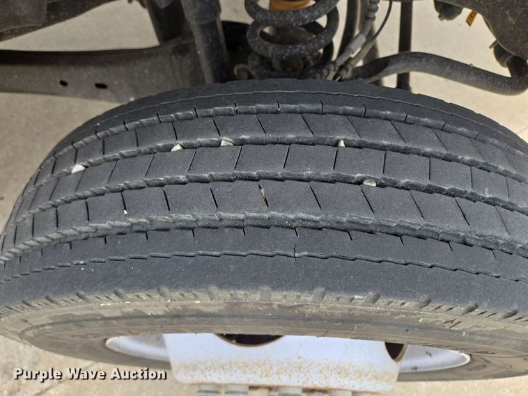 image for item EM7086 2019 Ford  F550 Super Duty XL flatbed truck