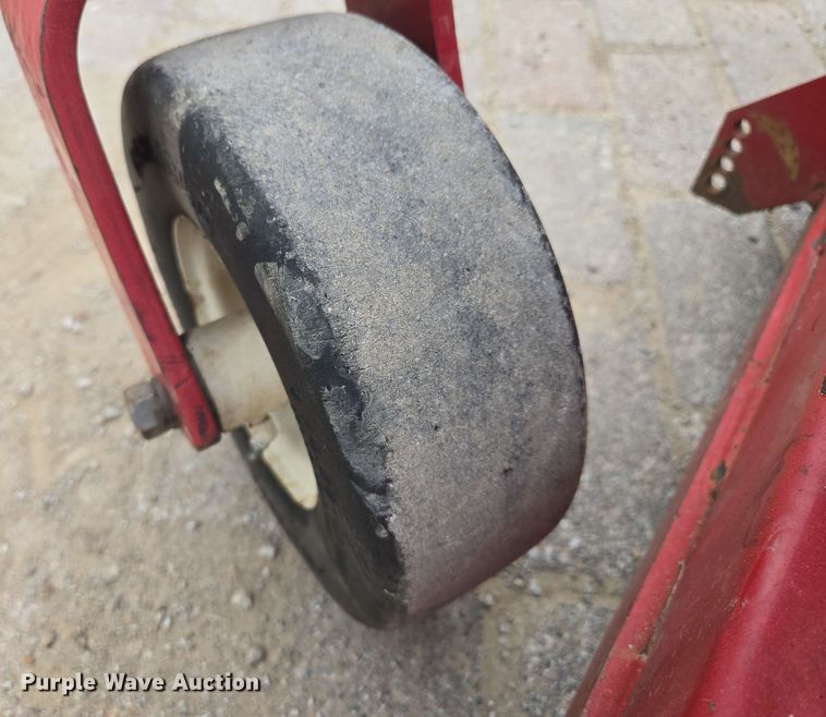 image for item EM7231 Exmark Turf Tracer HP lawn mower