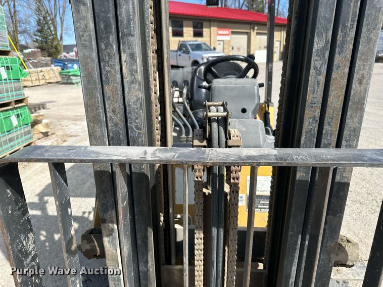 image for item EN3024 Caterpillar GP25N forklift