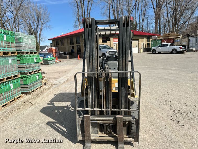 image for item EN3024 Caterpillar GP25N forklift