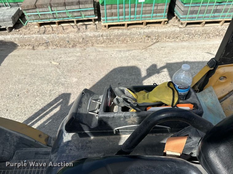 image for item EN3024 Caterpillar GP25N forklift