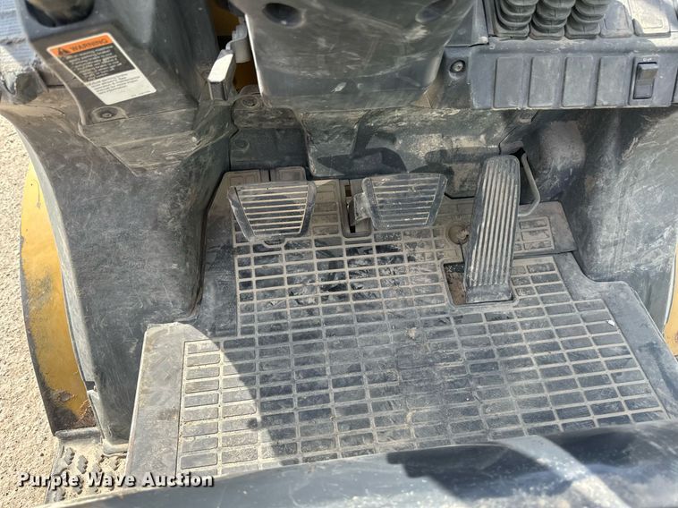 image for item EN3024 Caterpillar GP25N forklift