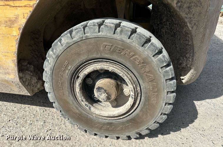 image for item EN3024 Caterpillar GP25N forklift