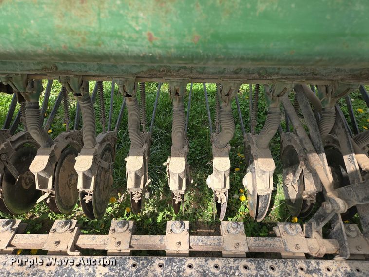 image for item EN3583 John Deere 8300217D grain drill