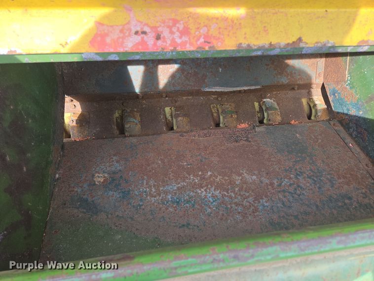 image for item EN3583 John Deere 8300217D grain drill