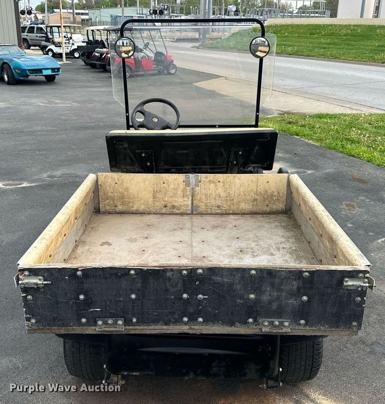 image for item EN4507 Cushman Refresher 1200 golf cart