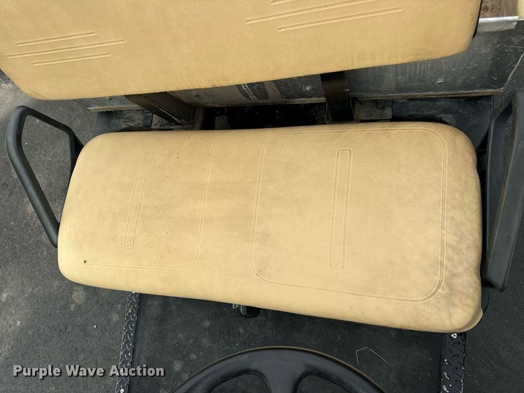 image for item EN4507 Cushman Refresher 1200 golf cart