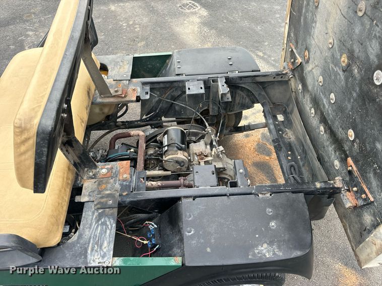 image for item EN4507 Cushman Refresher 1200 golf cart