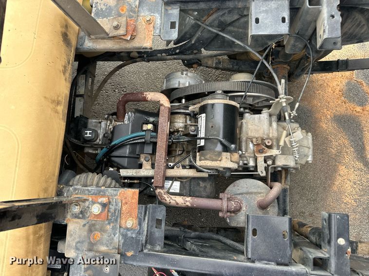 image for item EN4507 Cushman Refresher 1200 golf cart