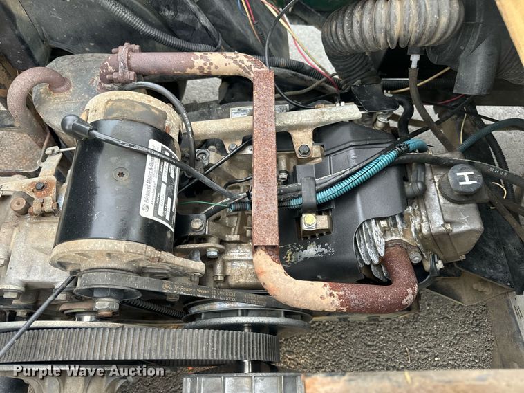 image for item EN4507 Cushman Refresher 1200 golf cart