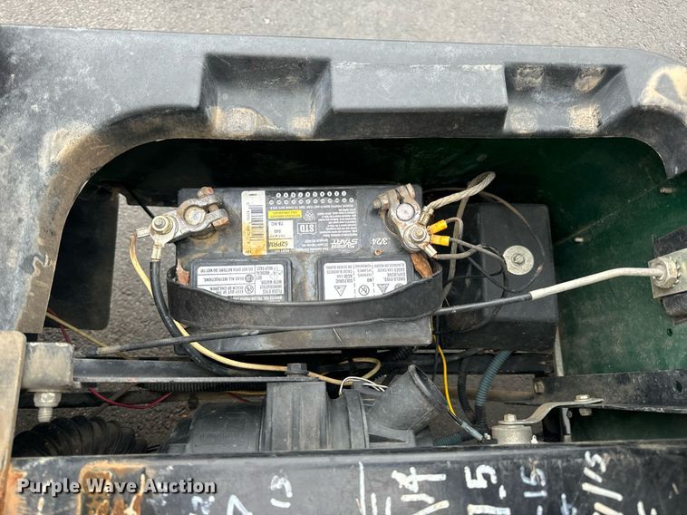 image for item EN4507 Cushman Refresher 1200 golf cart