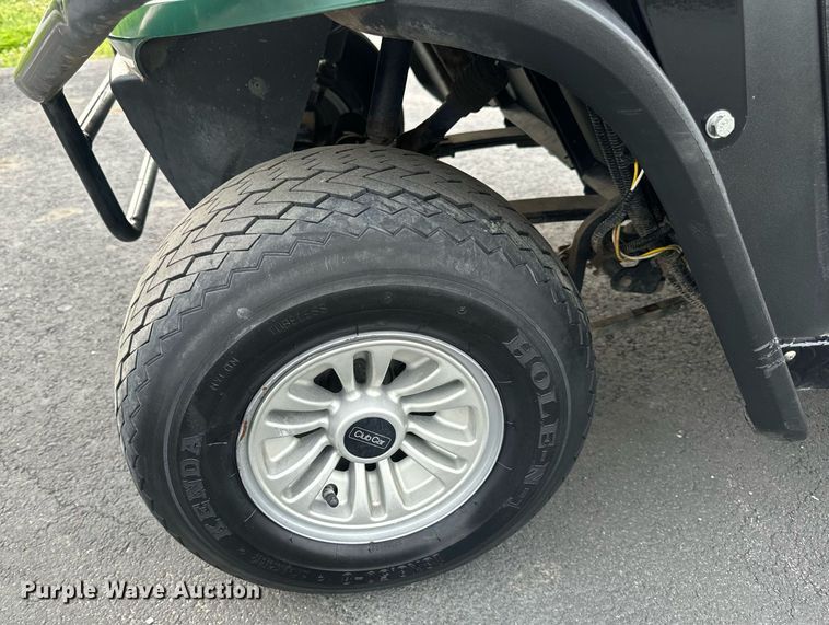 image for item EN4507 Cushman Refresher 1200 golf cart