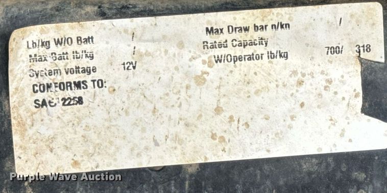 image for item EN4507 Cushman Refresher 1200 golf cart