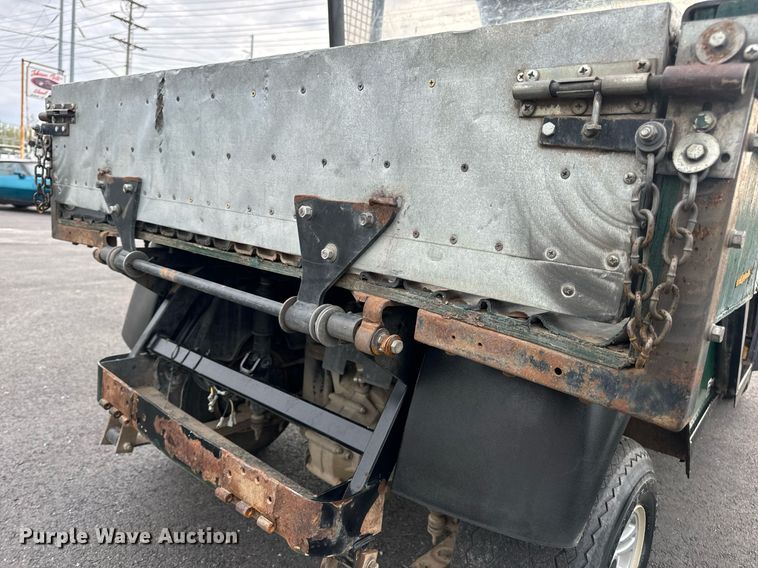 image for item EN4508 Cushman Hauler 1200 golf cart