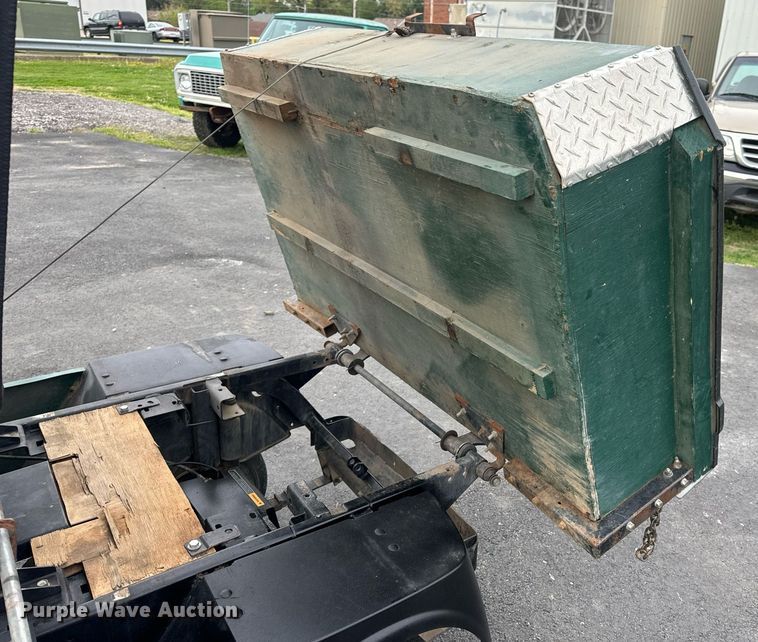 image for item EN4508 Cushman Hauler 1200 golf cart