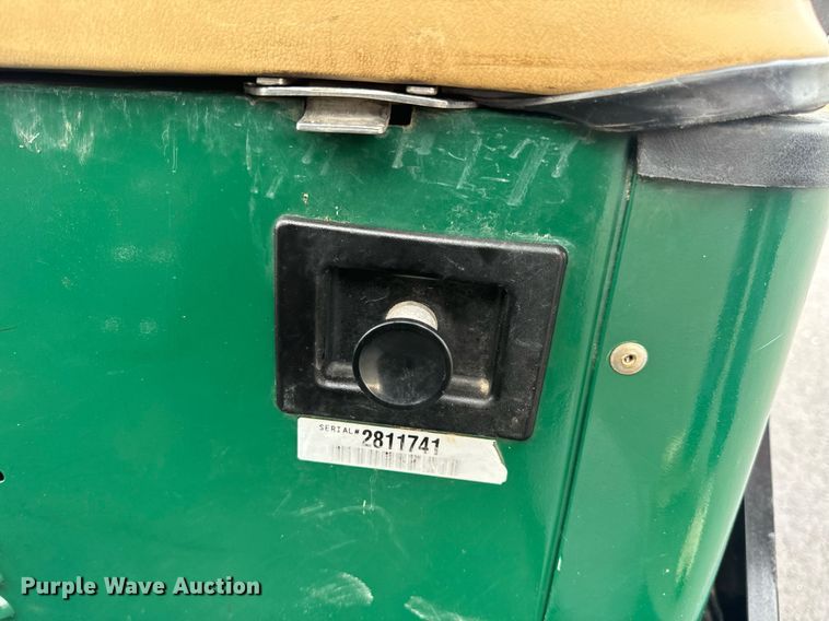 image for item EN4508 Cushman Hauler 1200 golf cart