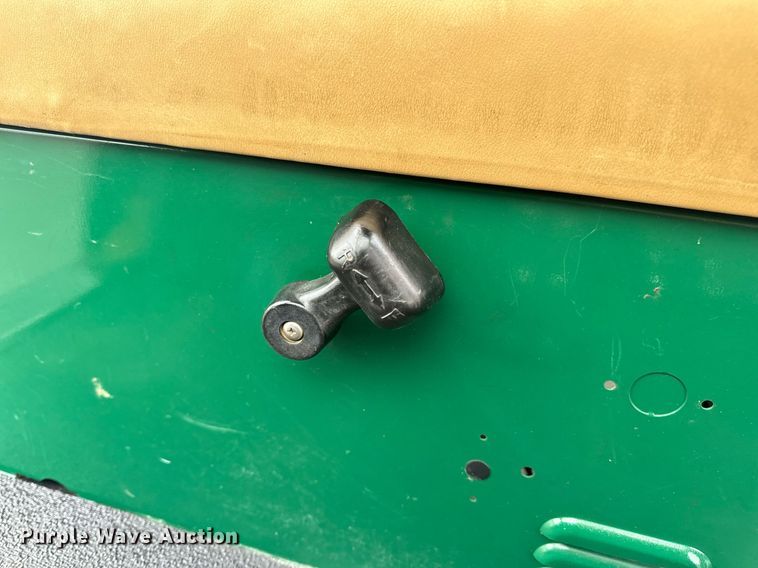 image for item EN4508 Cushman Hauler 1200 golf cart