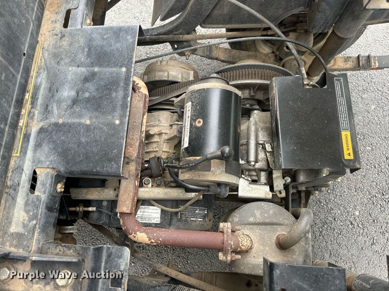 image for item EN4508 Cushman Hauler 1200 golf cart